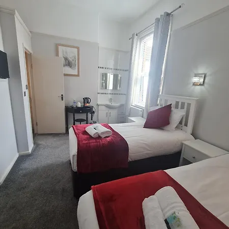 Clifton Villa - Southport-3